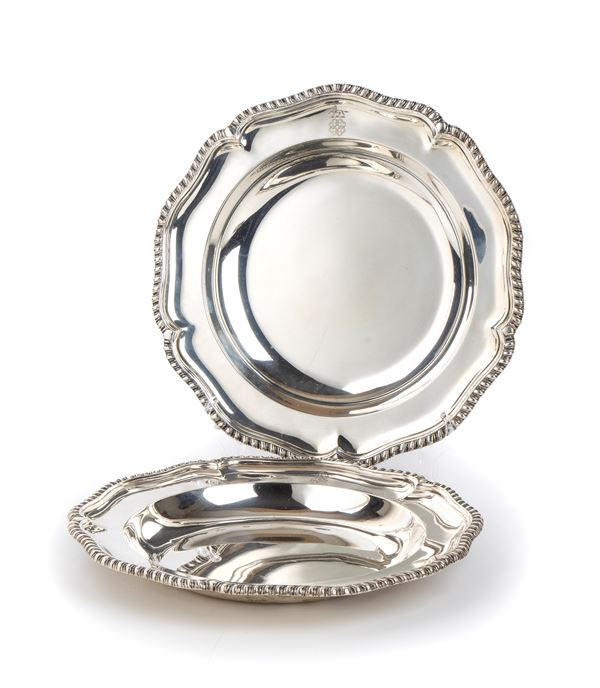 Goldsmiths &amp; Silversmiths Co (William Gibson &amp; John Lawrence Langman) - Two English Victorian Sterling Silver Plates 