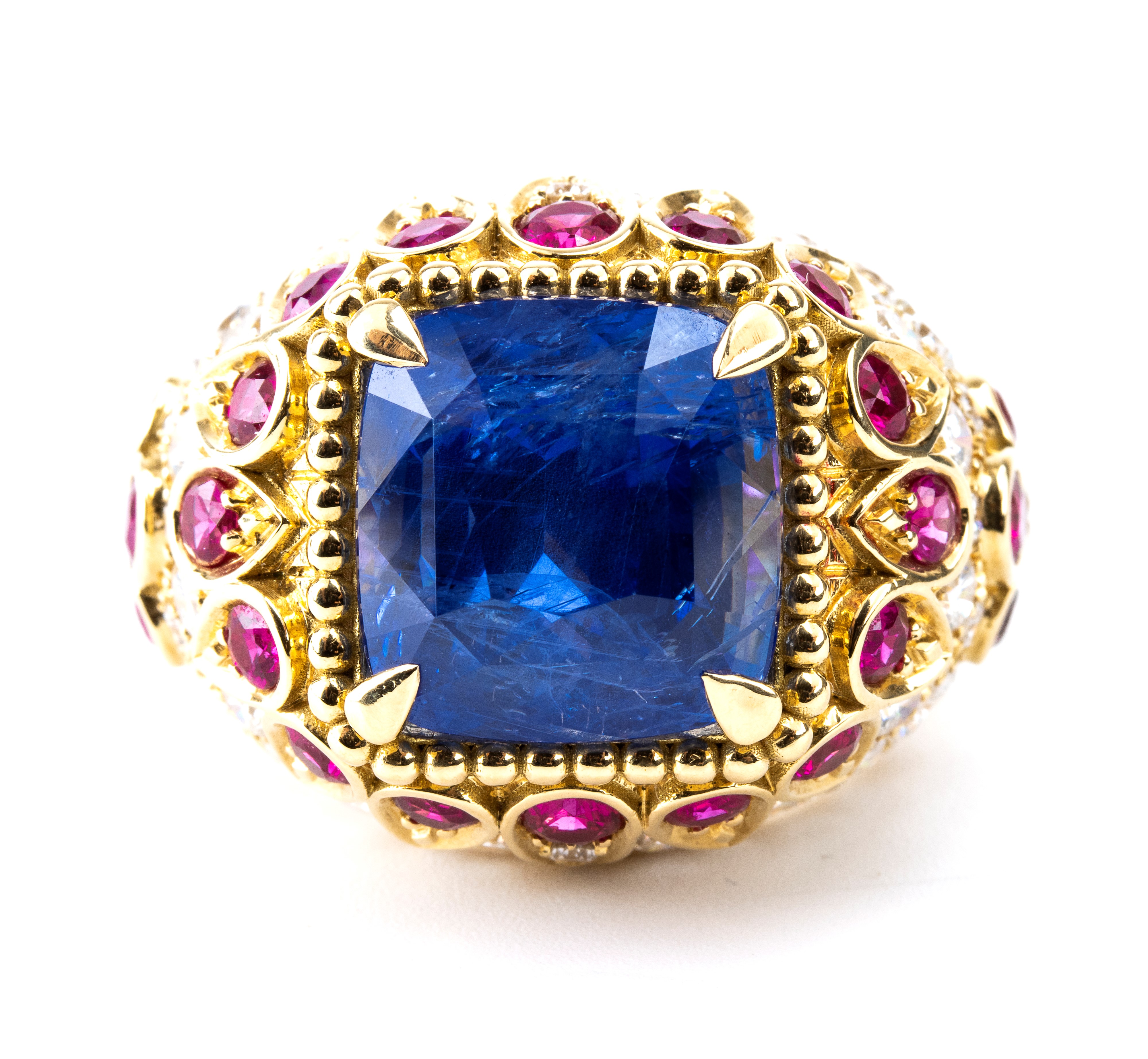 Anello in oro con zaffiro Burma (non trattato), rubini e diamanti