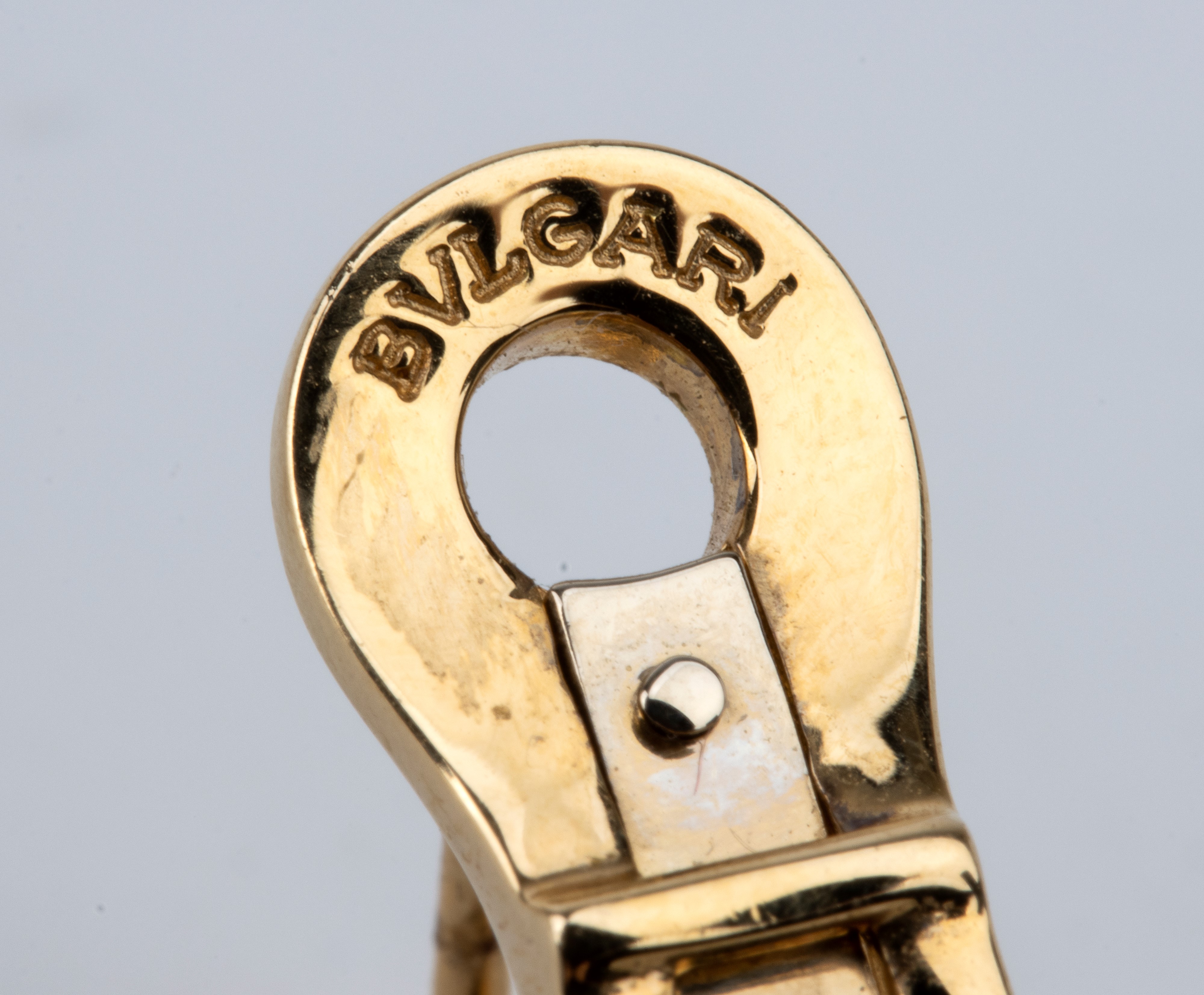 Collezione Parentesi: paio di orecchini pendenti in oro