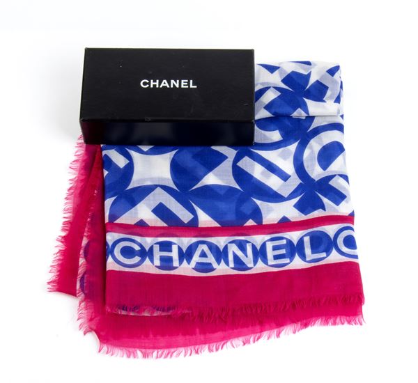 Chanel -  Scarf