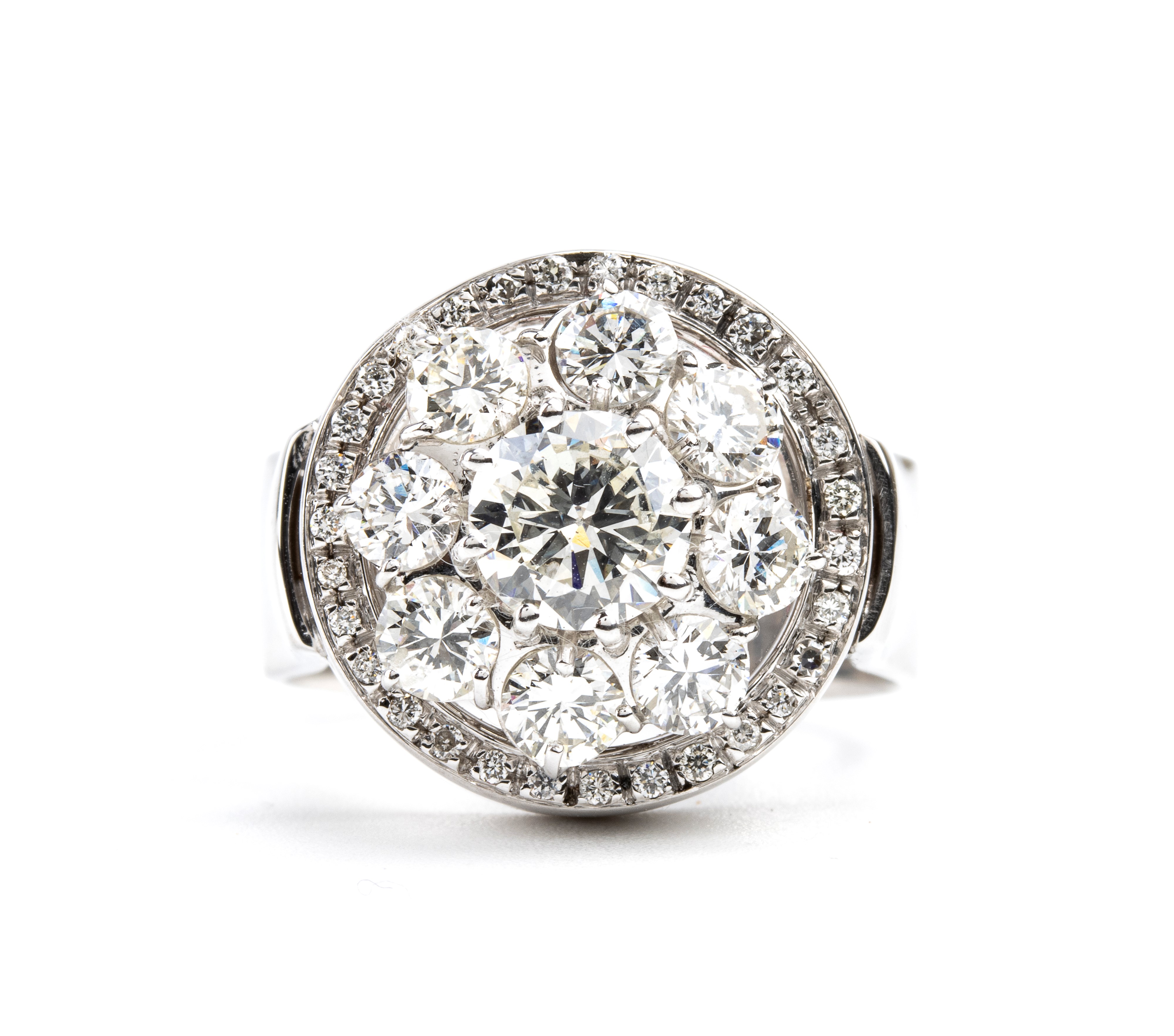 Anello in oro con diamanti