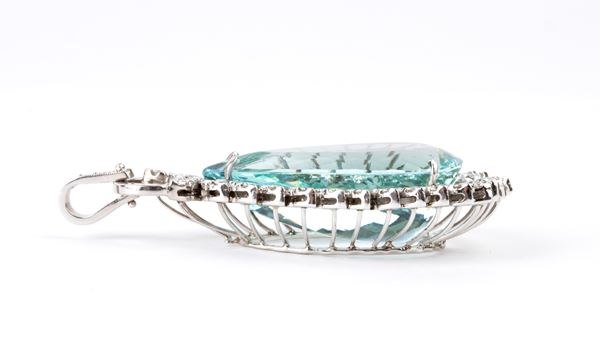 Aquamarine diamond gold and pendant - Auction Summer Luxury Sale ...