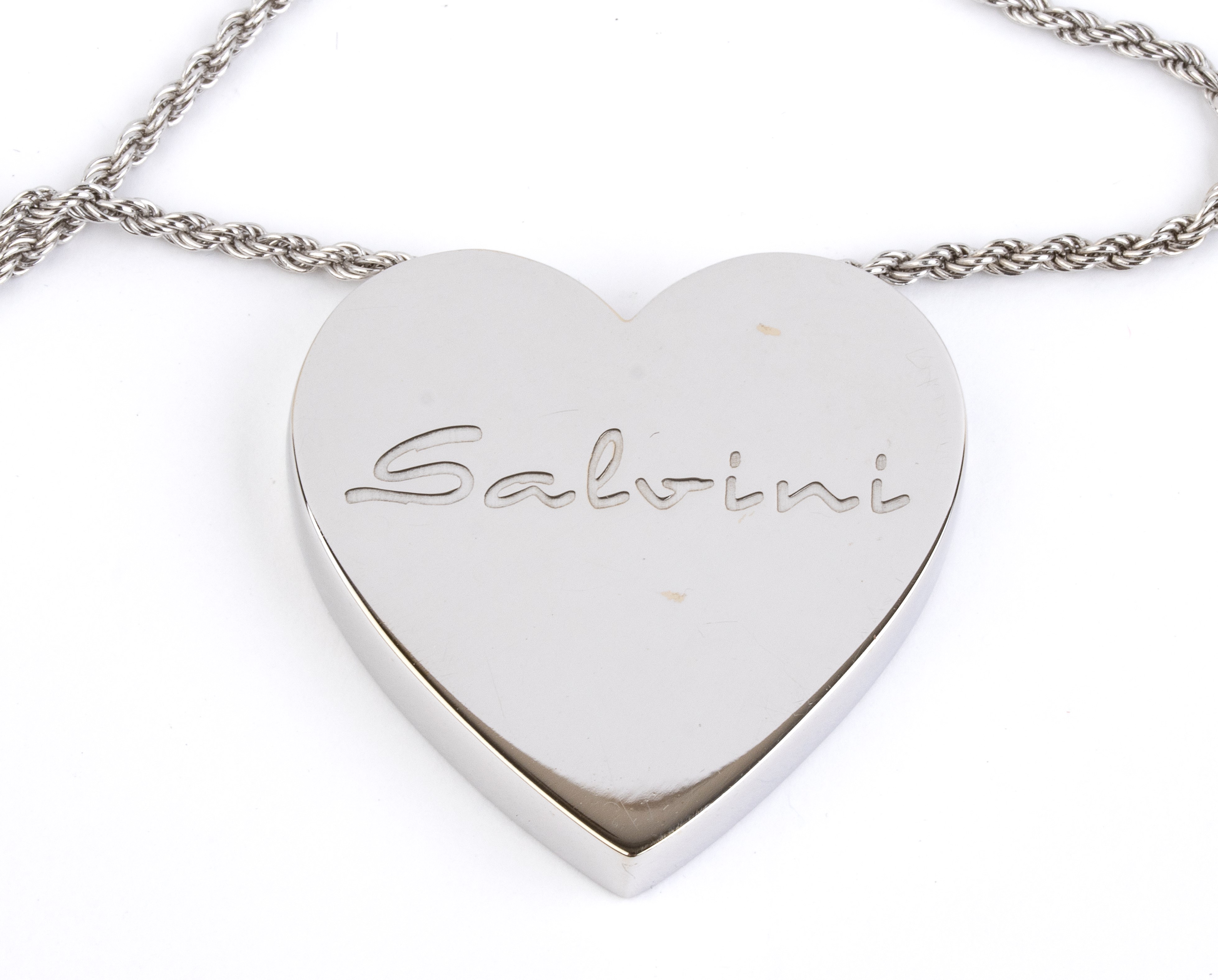 Girocollo in oro con pendente a cuore in oro e diamanti