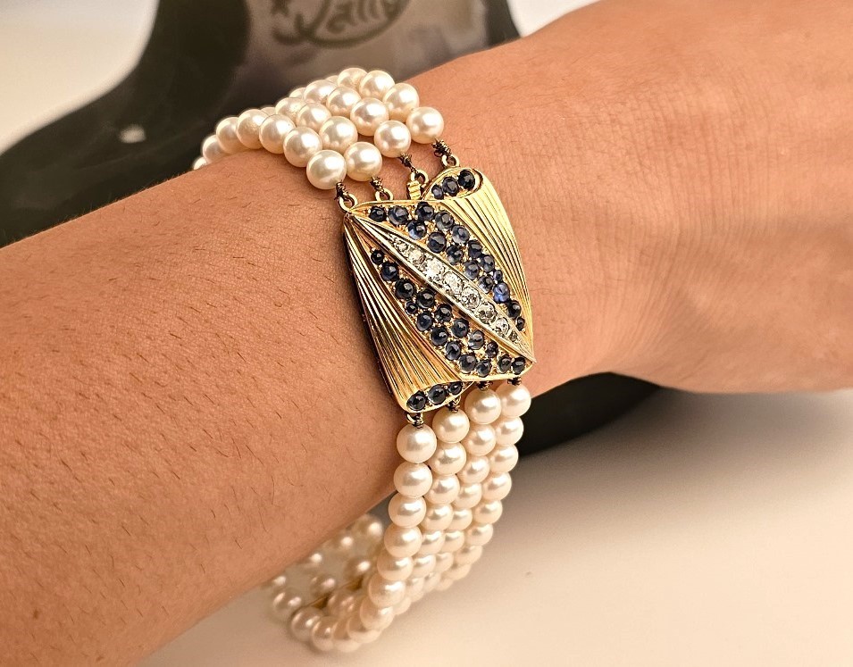 Bracciale in oro con perle, zaffiri e diamanti