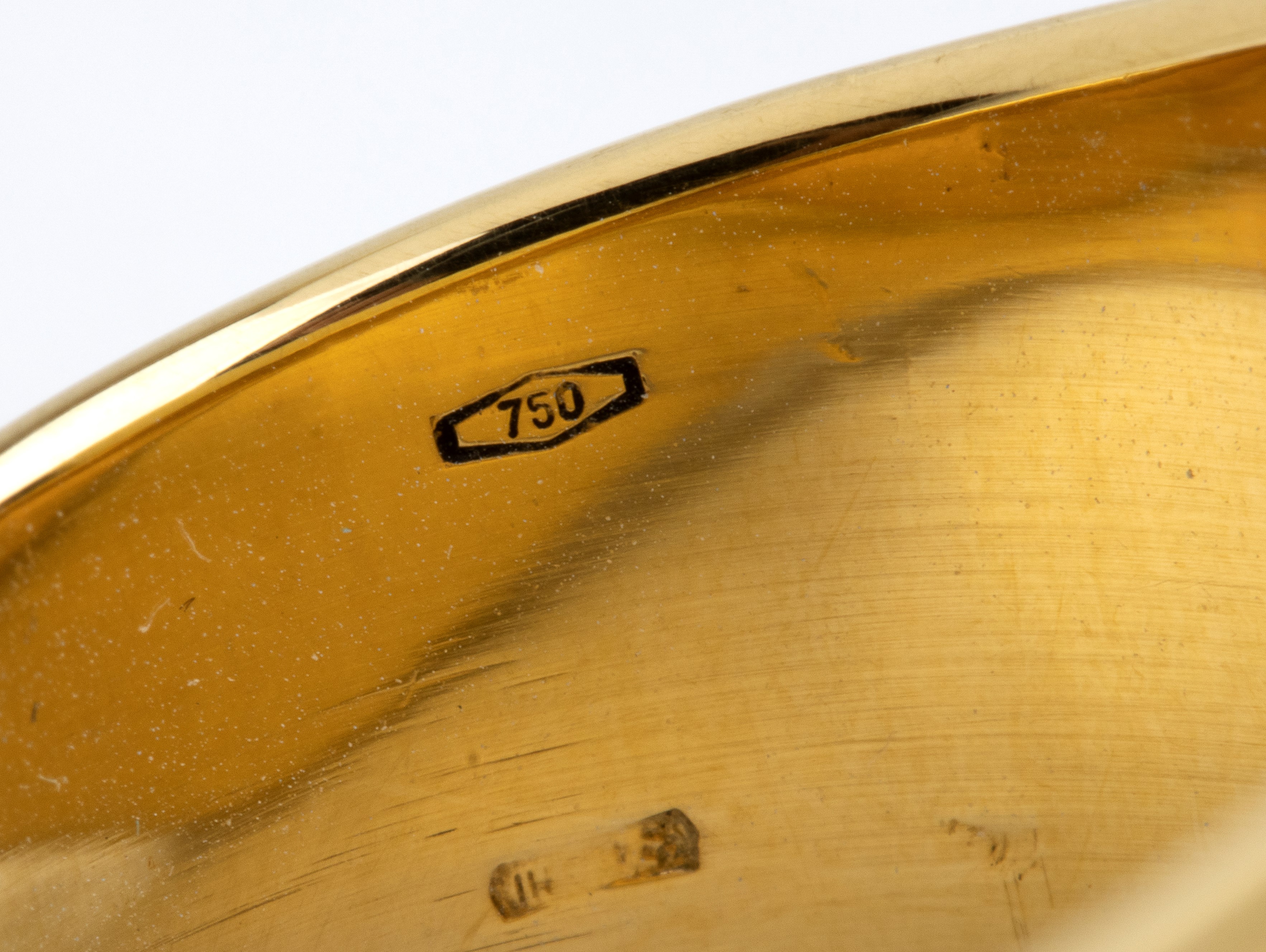 Anello in oro e labradorite