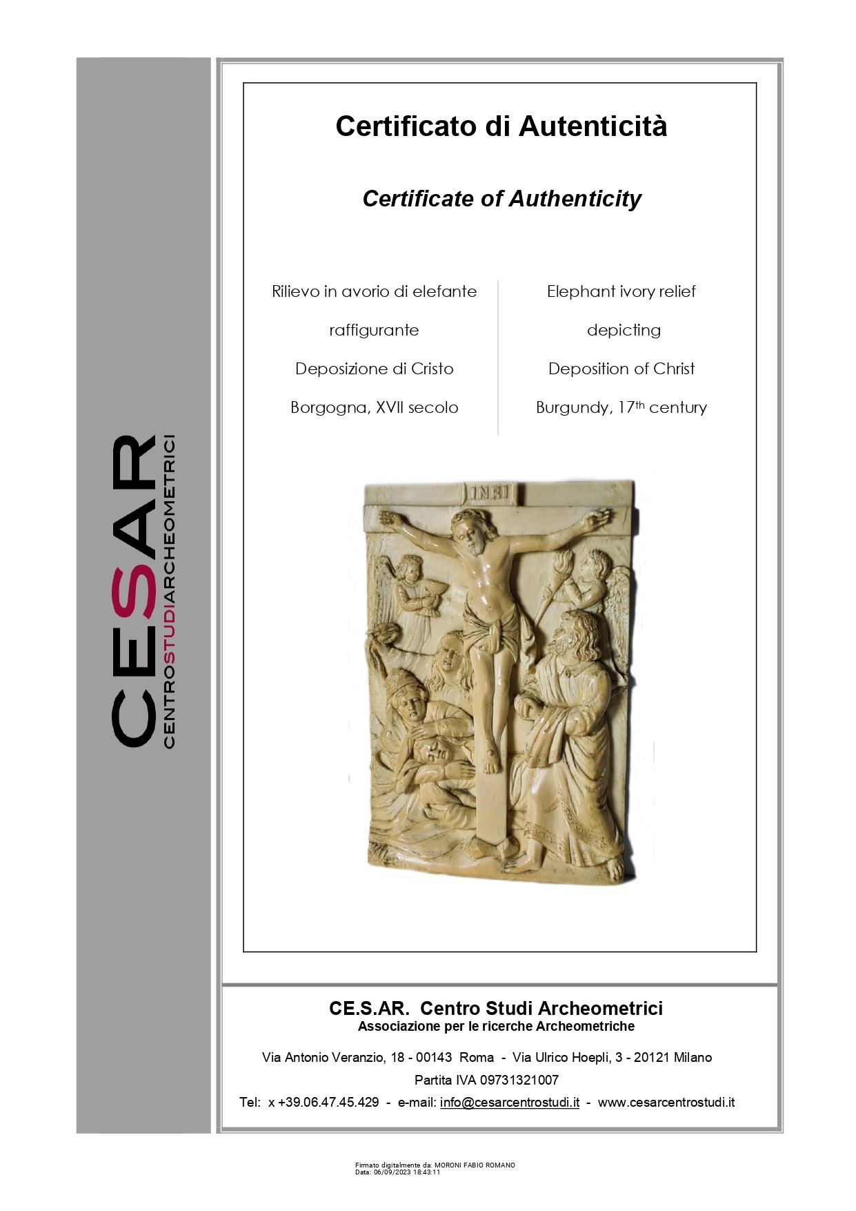 Rilievo in avorio raffigurante la Crocifissione di Cristo