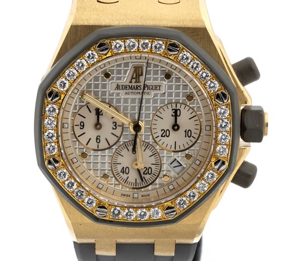 AUDEMARS PIGUET - Royal Oak Off Shore limited edition: gold wristwatch ref. 25986AK.ZZ.D003CA.02