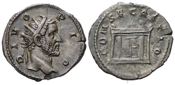 Divus Antoninus Pius (died 161), Antoninianus struck under Trajanus Decius, Rome, 250-251; AR (3,59 g; 22,4 mm; 6 h)