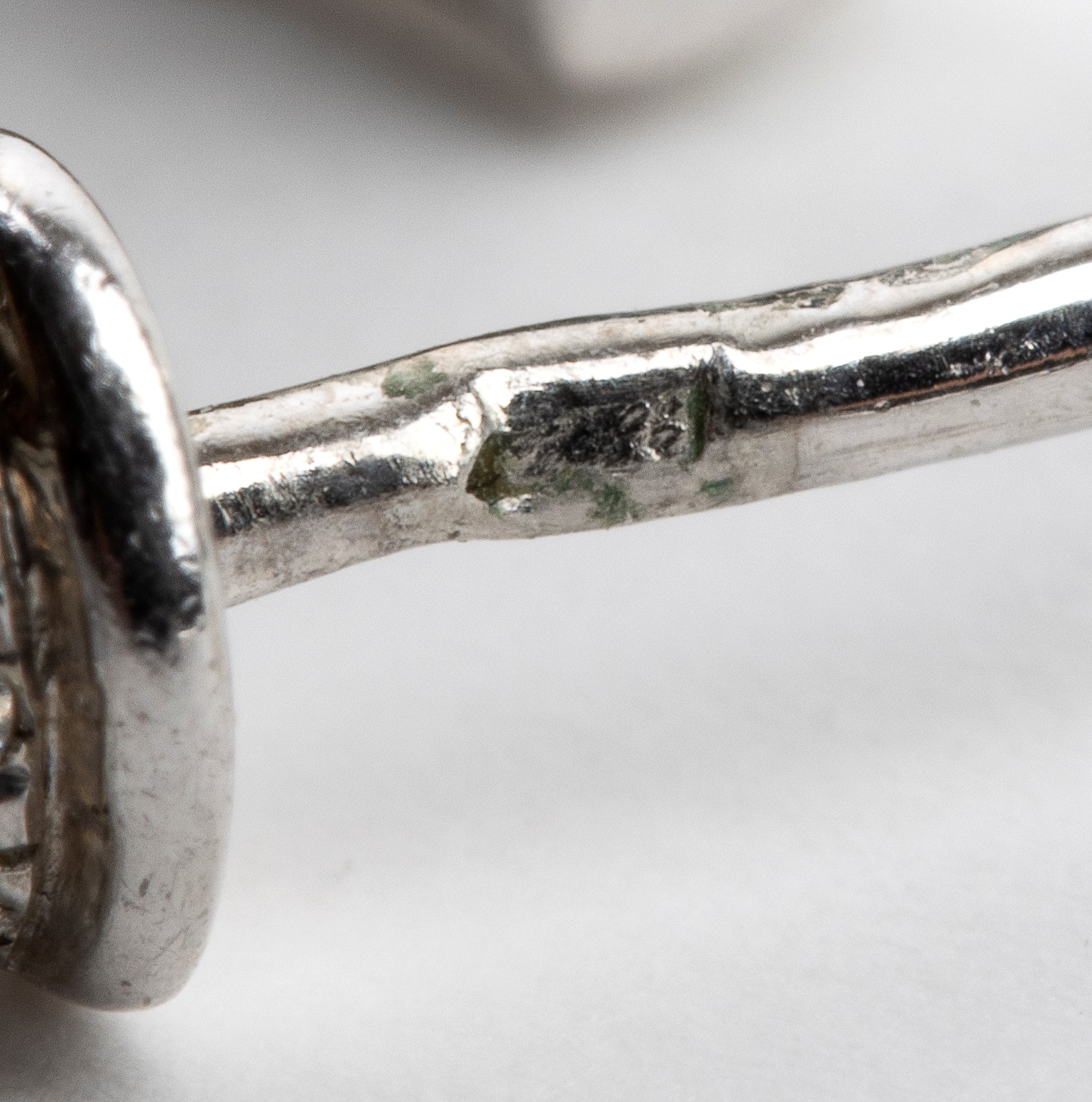 Collezione Etincelle de Cartier: orecchini in platino e diamanti