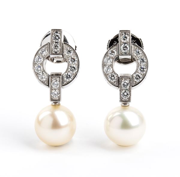 CARTIER - Collection Himalaya: diamond pearl gold pair of earrings 