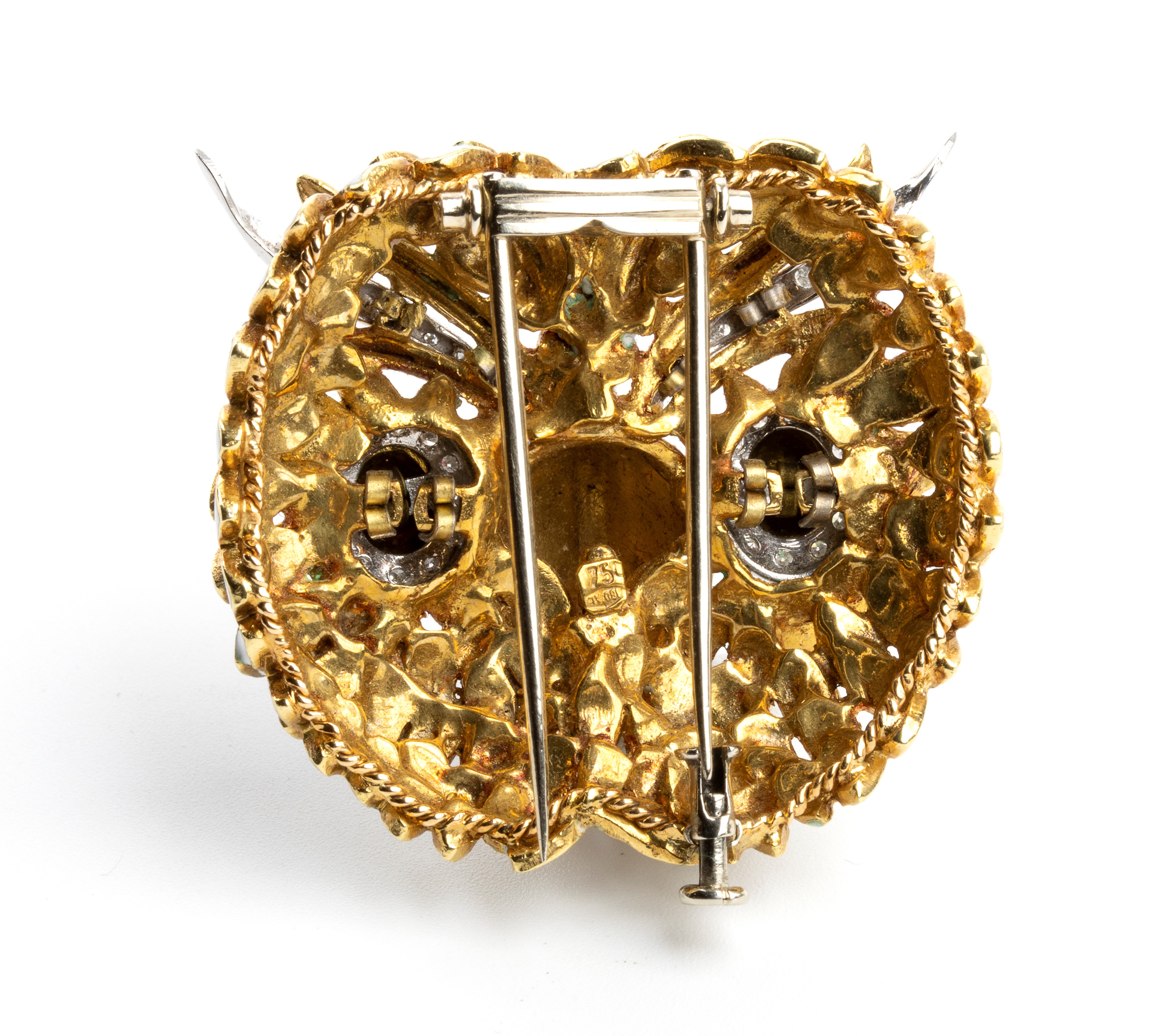 Spilla animalier in oro, diamanti e smalti policromi