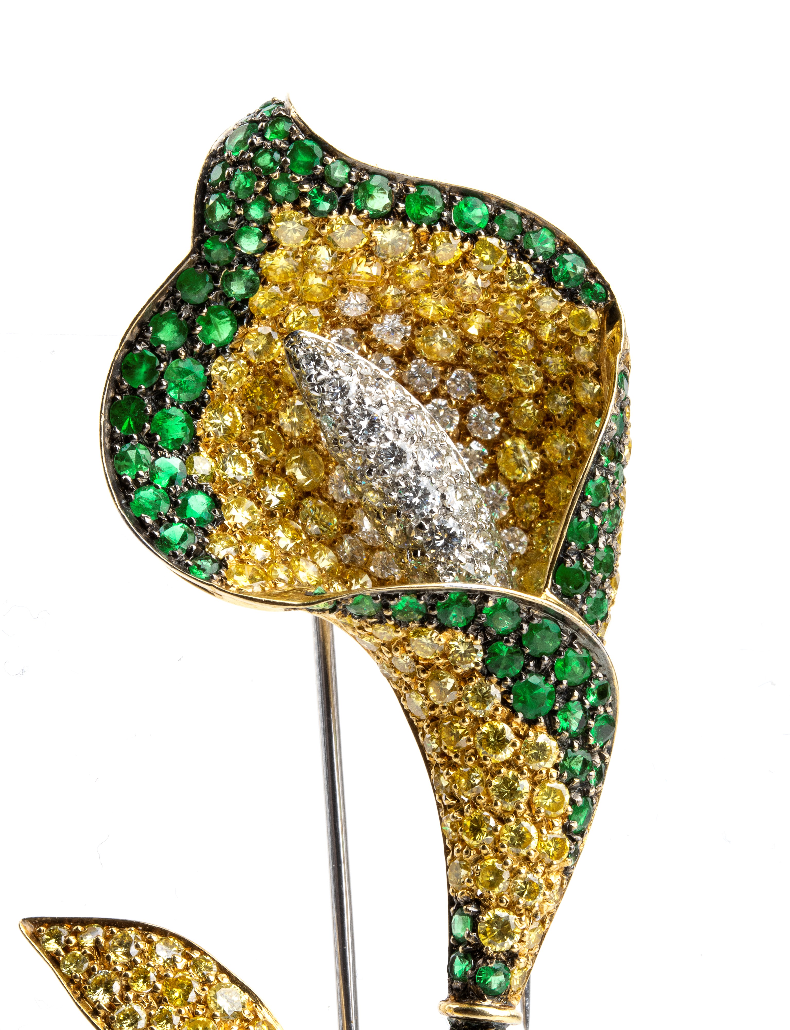Spilla in oro, smeraldi e diamanti