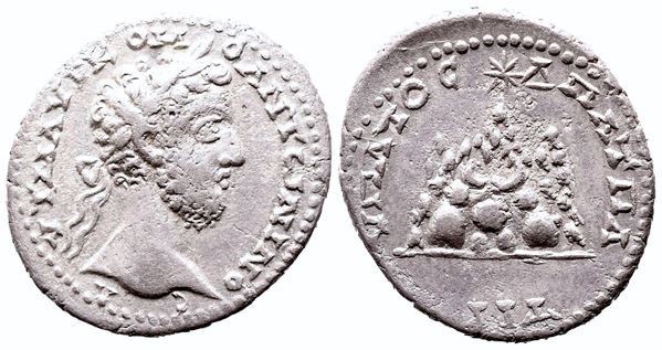 Commodus (177-192). Cappadocia, Caesarea. AR Drachm