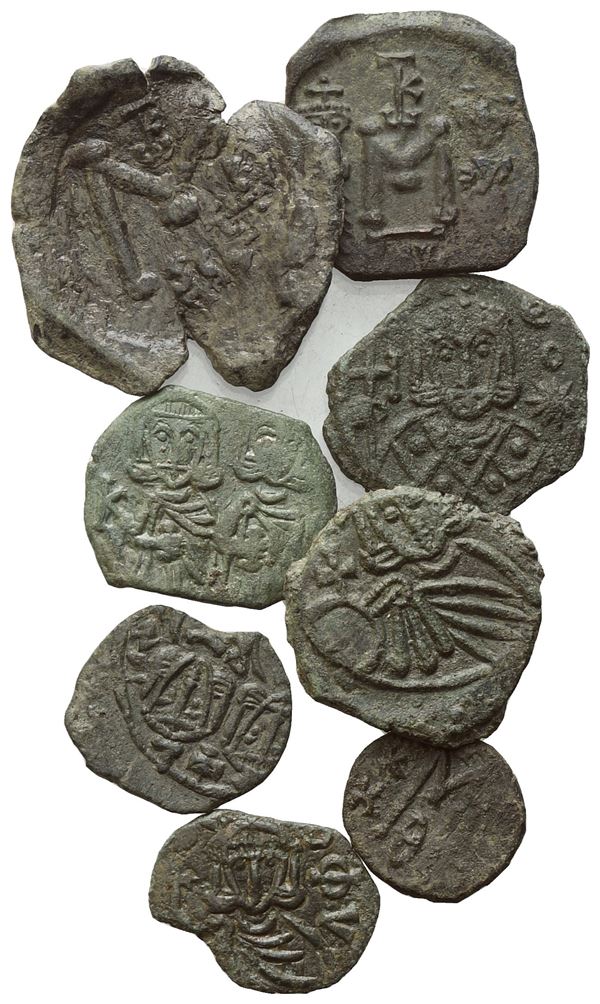  Lot of 8 Æ coins to be catalogued. Lot sold as is, no returns.