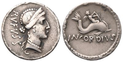 Mn. Cordius Rufus, Denarius, 46 Bc; Ar (3,14 G; 17,6 MM; 12 H)
