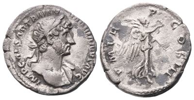 Adriano (117-138), Quinario romano, diritto con busto laureato, vittoria in corsa (AR)