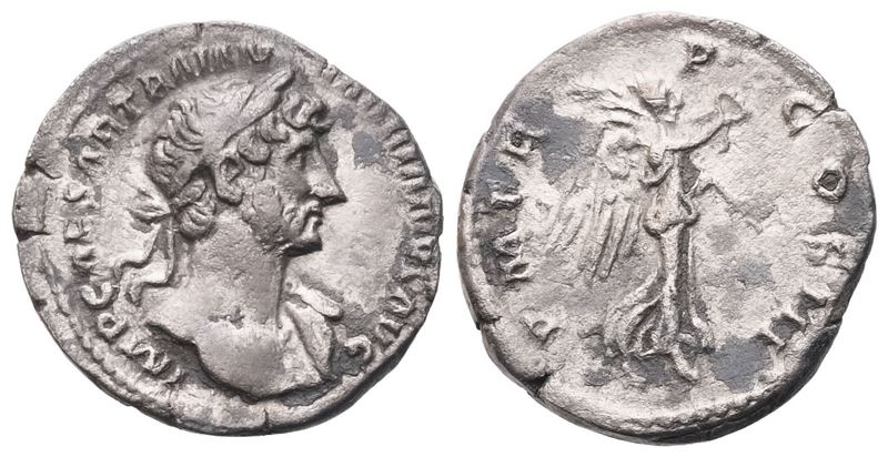 Adriano (117-138), Quinario romano, diritto con busto laureato, vittoria in corsa (AR)